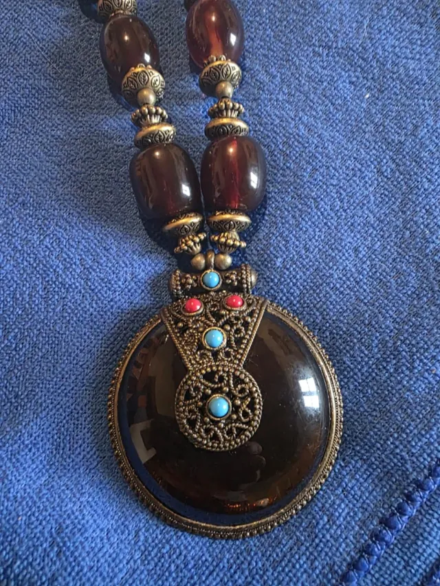 Collar Étnico Tribal Con Cabujones