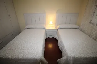 Dormitorios y salón comedor completos