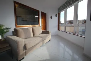 Dormitorios y salón comedor completos