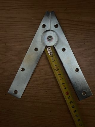 Bisagra para escalera