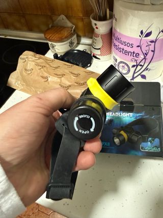 Linterna de buceo LED IPX8