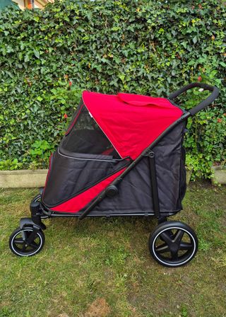 Cochecito para perros PawHut plegable rojo y negro