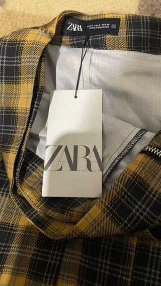 Falda con short a cuadros