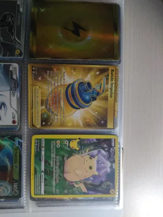 Lote Cartas Pokémon: Zekrom, Reshiram, Pikachu