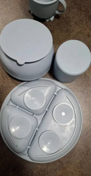 Conjunto platos bebé silicona azul
