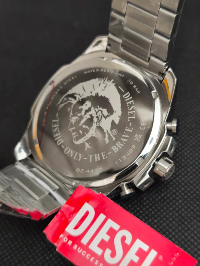 Reloj Diesel Mega Chief DZ4477 Cronógrafo 51mm