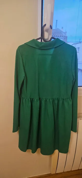 Vestido Zara verde corto talla S