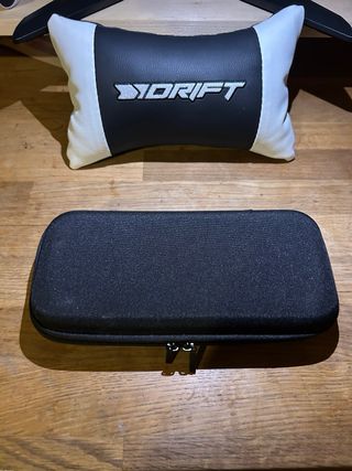 Nintendo Switch Lite + Super Mario Bros Wonder