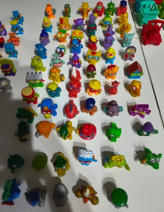 Lote Figuras y vehículos SuperZings