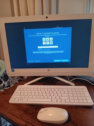 HP AiO PC Sobremesa. Desktop 96N30Q. 4 GB Ram.