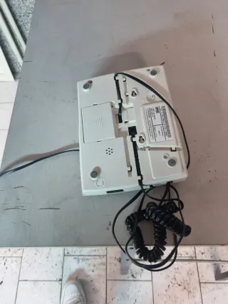 Telefono fisso vintage Telecom bianco