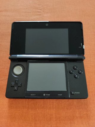 Nintendo 3DS nero con scatola