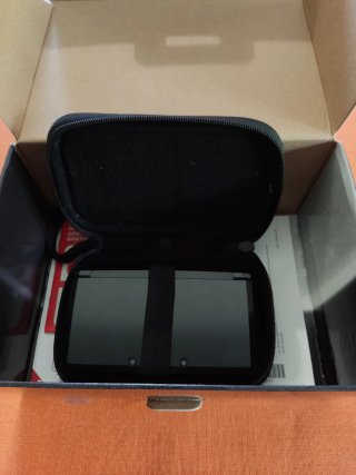 Nintendo 3DS nero con scatola
