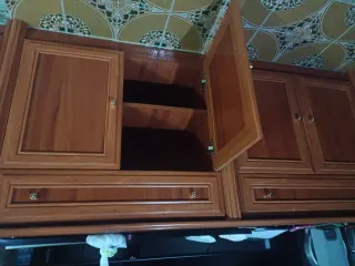 Mueble de salón de madera