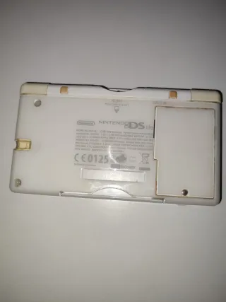 Nintendo DS Lite Blanca + Juego Cars