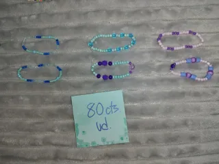 Pulseras de cuentas hechas a mano