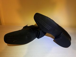 Zapatos de vestir negros para caballero