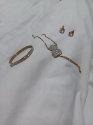 Lote Joyas Osito: Pulsera y Pendientes.