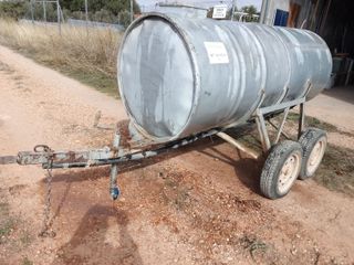 Cisterna 1400L Galvanizada con Ruedas