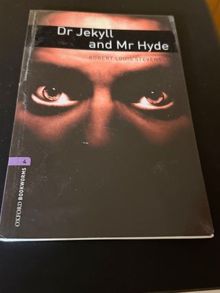 Oxford Bookworms 4. Dr. Jekyll and Mr Hyde Digi...