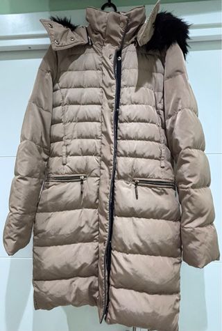 Chaquetón plumón Mango beige