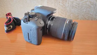 Cámara Canon 700D + Accesorios