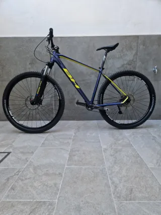 Bicicleta de Montaña BH