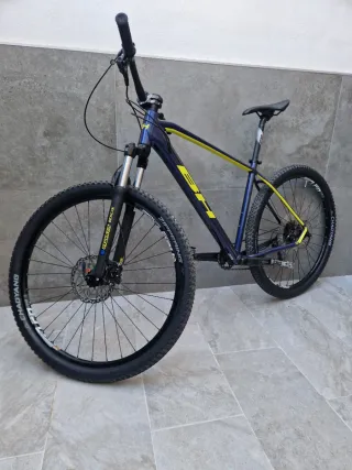 Bicicleta de Montaña BH