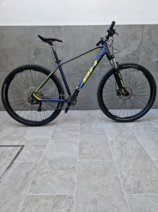 Bicicleta de Montaña BH