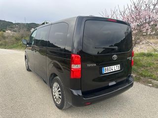 Toyota Proace 8 plazas