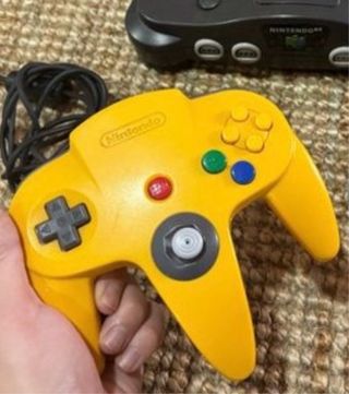 Mando Nintendo 64 Amarillo