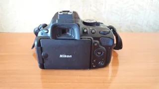 Cámara Nikon D5100 Kit 18-55 VR + Bolso