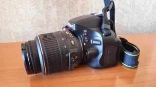 Cámara Nikon D5100 Kit 18-55 VR + Bolso