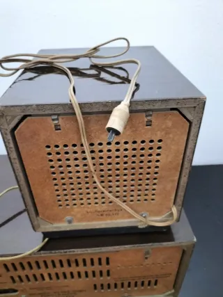 Radio Grundig de válvulas antigua