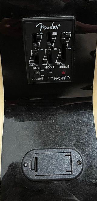 Bajo Electroacústico Fender BG-31 Negro