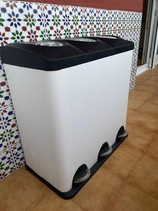 Cubo de reciclaje 3 compartimentos
