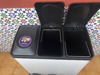 Cubo de reciclaje 3 compartimentos
