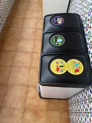 Cubo de reciclaje 3 compartimentos
