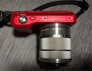Cámara Sony Nex 3 Roja + Accesorios