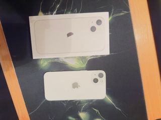 iPhone 13 Blanco + Samsung Galaxy A53 5G Azul