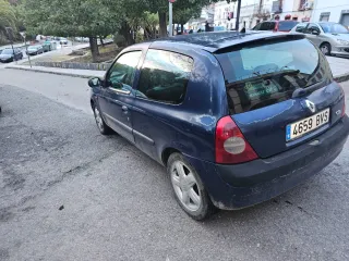 Renault Clio 2002