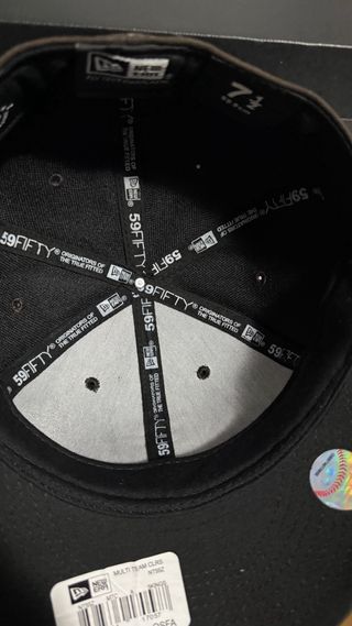 Gorra New Era SD Marrón y Dorada