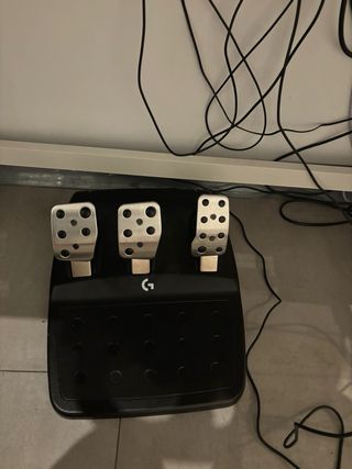 Volante Logitech G923 + Pedales