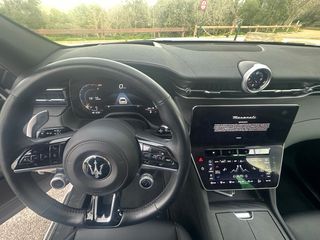 🔱 Maserati Grecale GT 300 CV etiqueta ECO