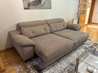 Sofá lineal convertible en cama. OFERTON