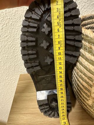 Botas Dr. Martens Negras Plataforma