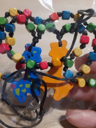 Coppia di collane per bambini con giraffe