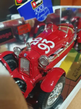 Alfa Romeo 8C Monza Bburago scala da 1/18