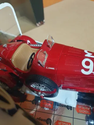 Alfa Romeo 8C Monza Bburago scala da 1/18