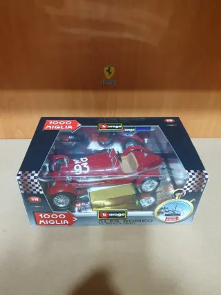 Alfa Romeo 8C Monza Bburago scala da 1/18